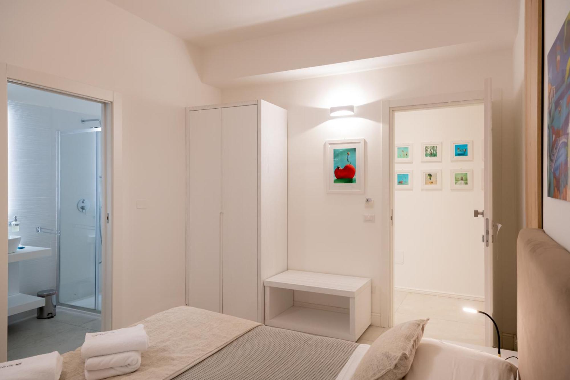Lo Studio Di Viale Lo Re Camere & Caffe' เลชเช ภายนอก รูปภาพ