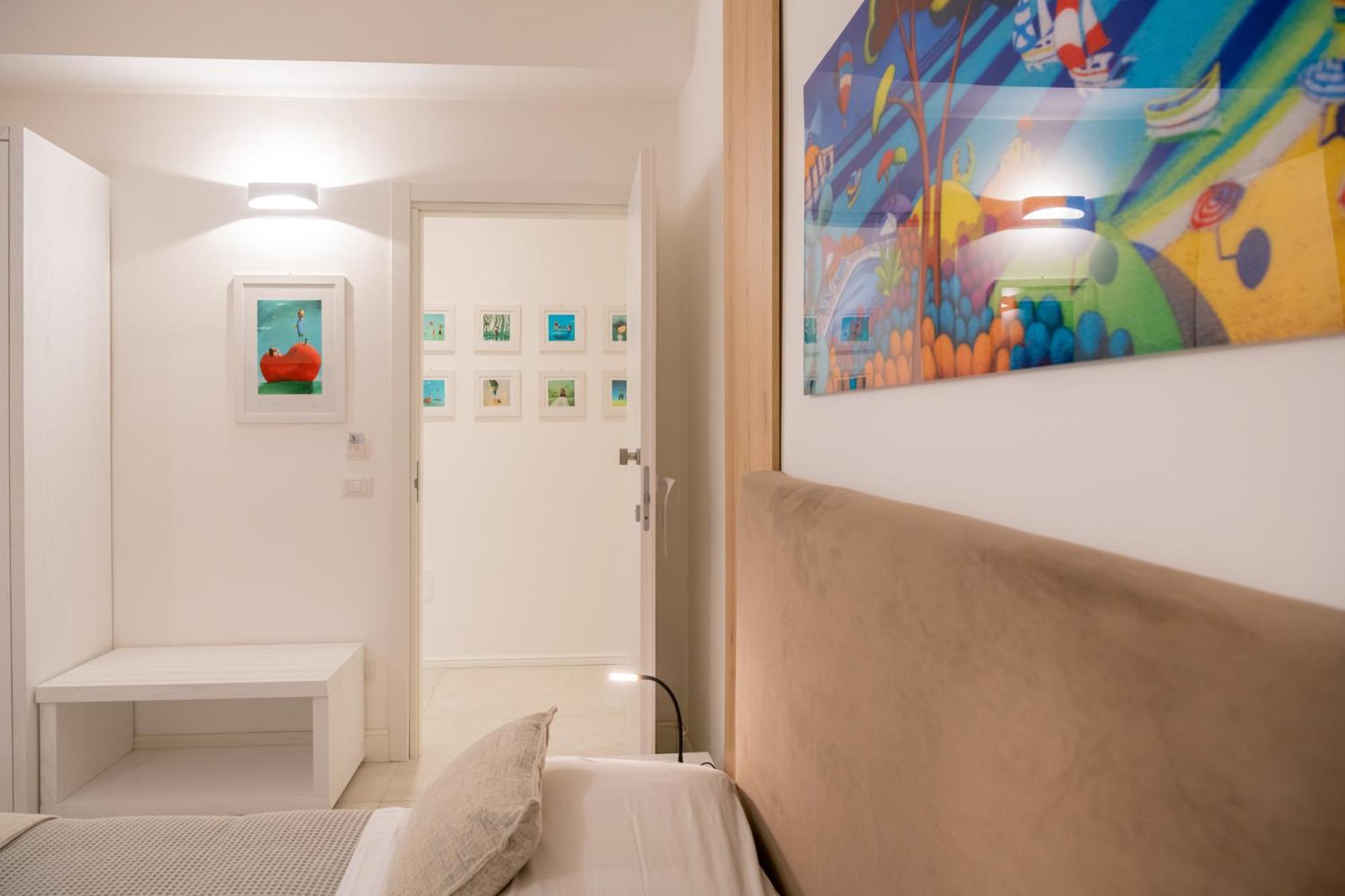Lo Studio Di Viale Lo Re Camere & Caffe' เลชเช ภายนอก รูปภาพ